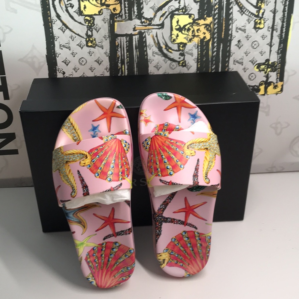New Authentic Versace Trésor de la Mer Slide Sandal (Women)